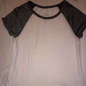 American Eagle T-Shirt With Glittery Sleeves